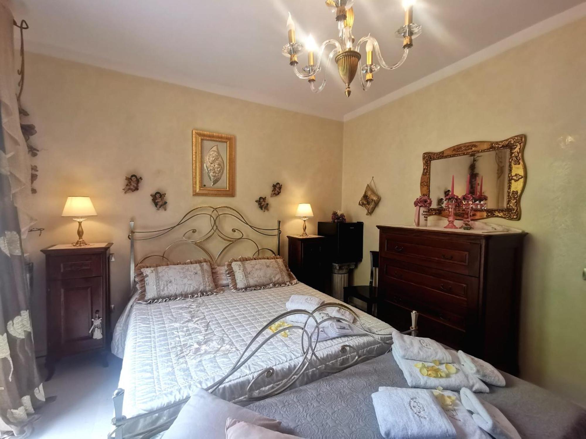 Queen'S Luxurious House 갈리폴리 외부 사진