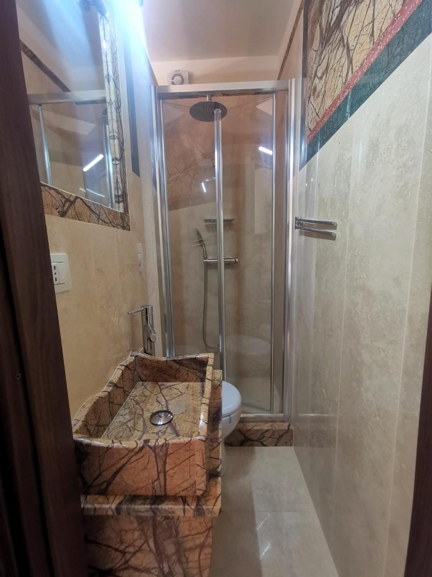 Queen'S Luxurious House 갈리폴리 외부 사진