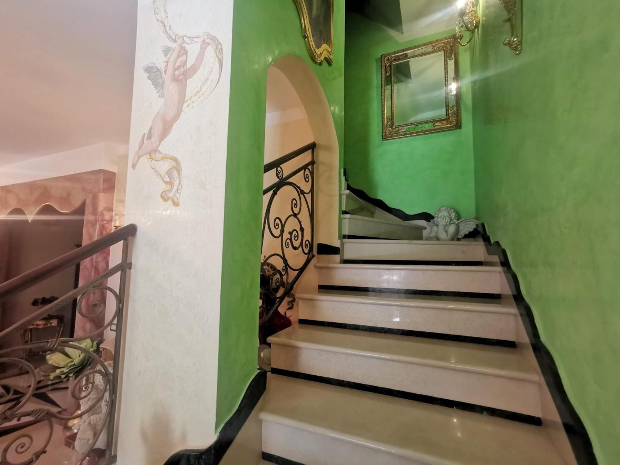 Queen'S Luxurious House 갈리폴리 외부 사진